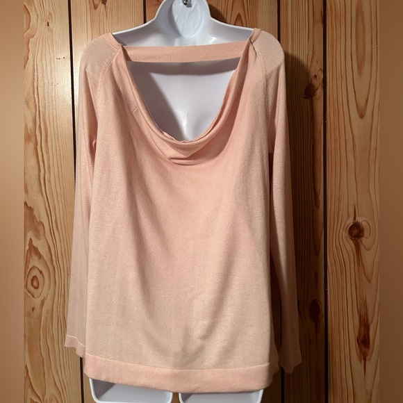 J.Lo Women's Crew Neck Sequins Accent Long Sleeve Sweater XL Knit Light Pink - Picture 2 of 11